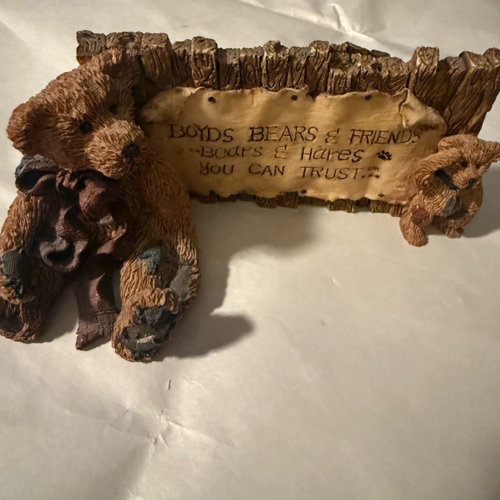 Boyd's Bears Bearstone Figurine "Greenville & Neville The Sign"1993 Collectible